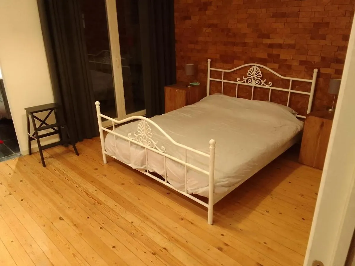 Superbe Appartement contacts